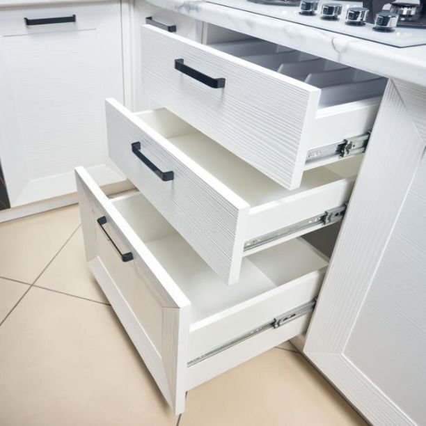 modern kitchen cabinets drawer